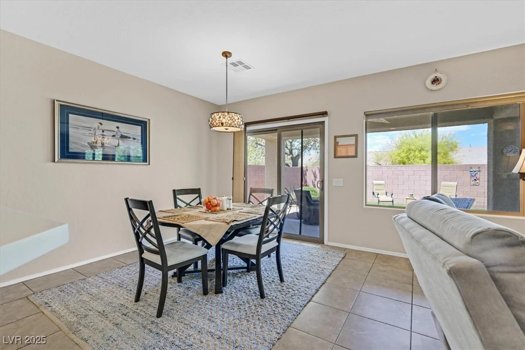6072 CANTER GLEN, Las Vegas, NV 89122