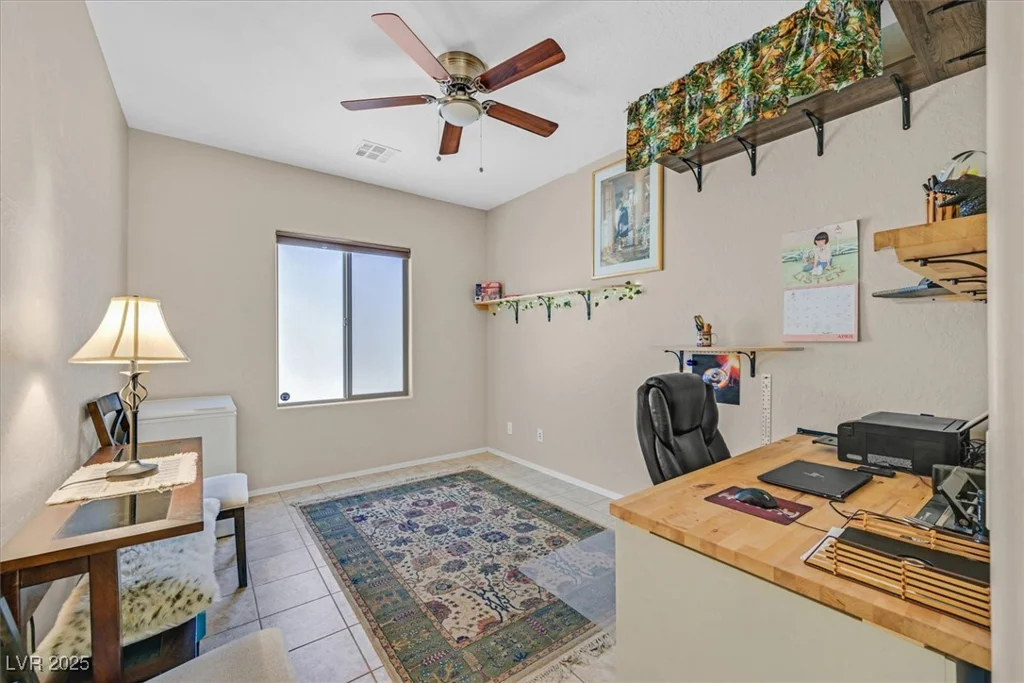6072 CANTER GLEN, Las Vegas, NV 89122