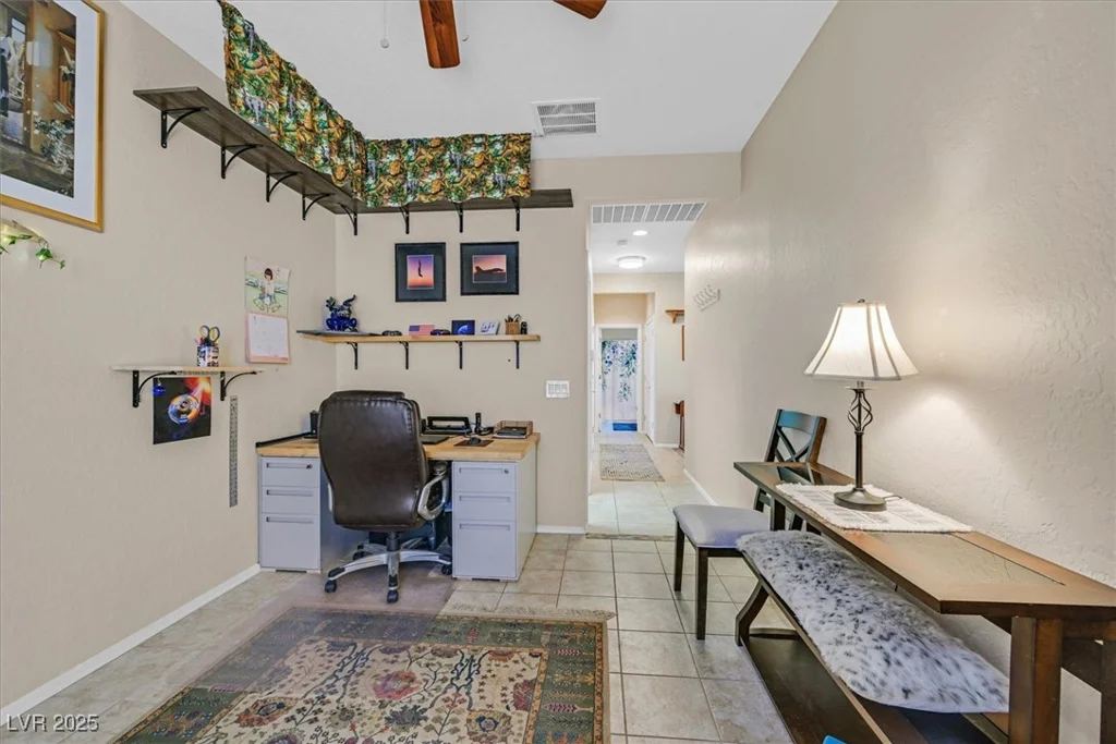 6072 CANTER GLEN, Las Vegas, NV 89122