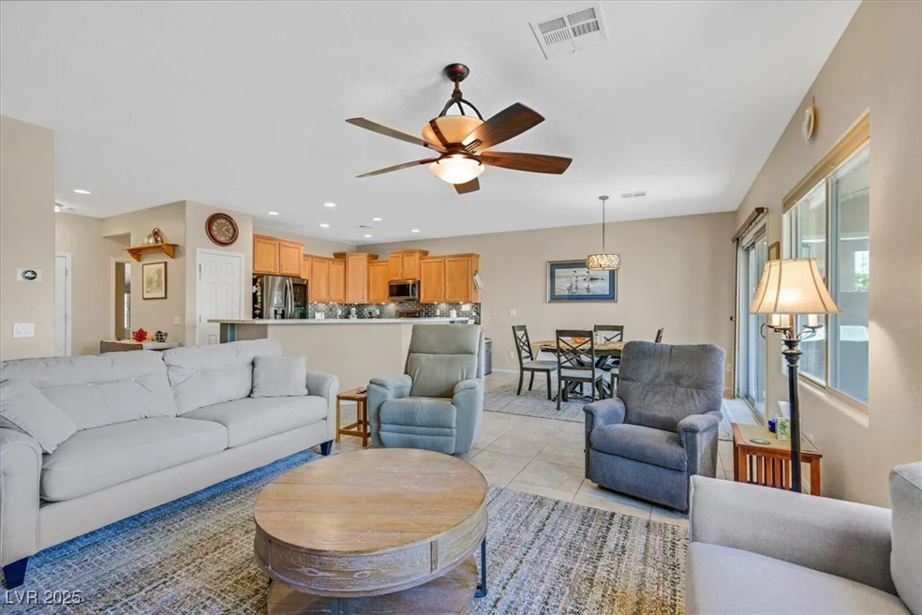 6072 CANTER GLEN, Las Vegas, NV 89122