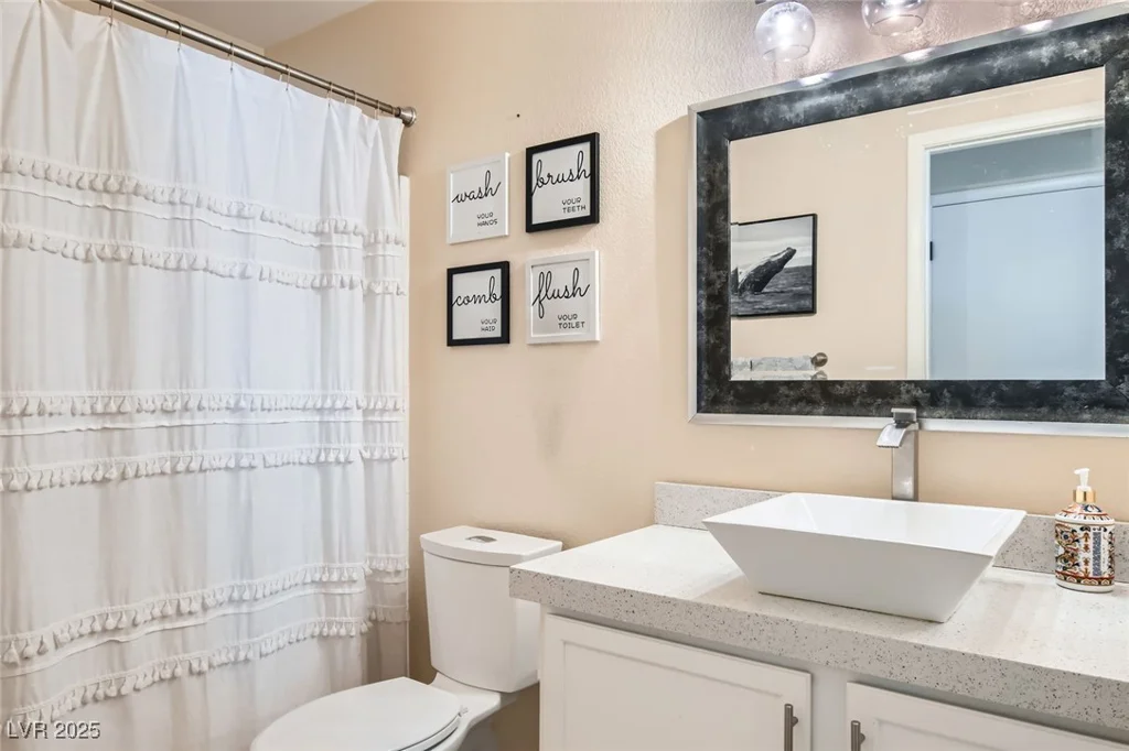 7705 Granberg, Las Vegas, NV 89131