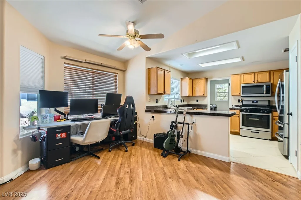 7705 Granberg, Las Vegas, NV 89131