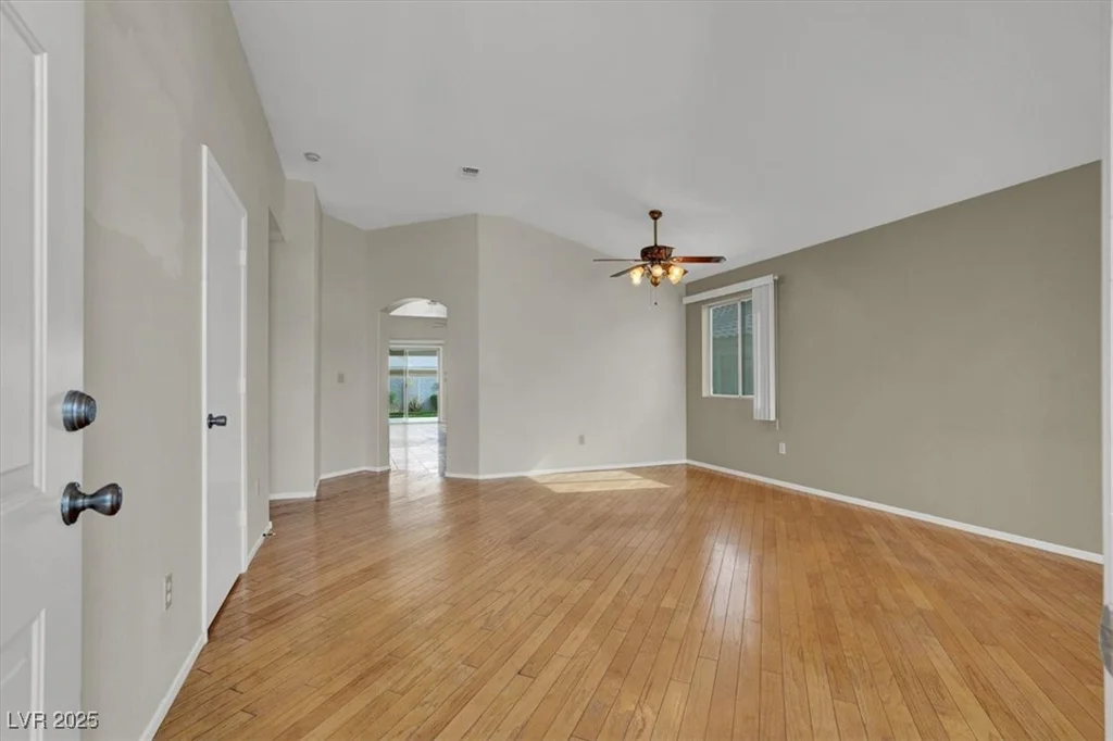 5244 Velazco, Las Vegas, NV 89130