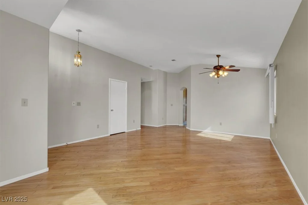 5244 Velazco, Las Vegas, NV 89130