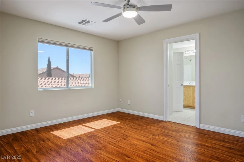 1024 Larkspur Point, Las Vegas, NV 89138