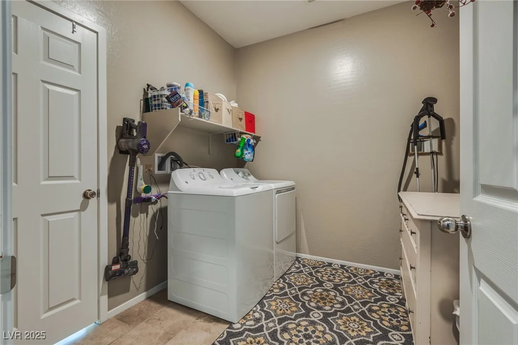 2558 Blossom, Pahrump, NV 89048