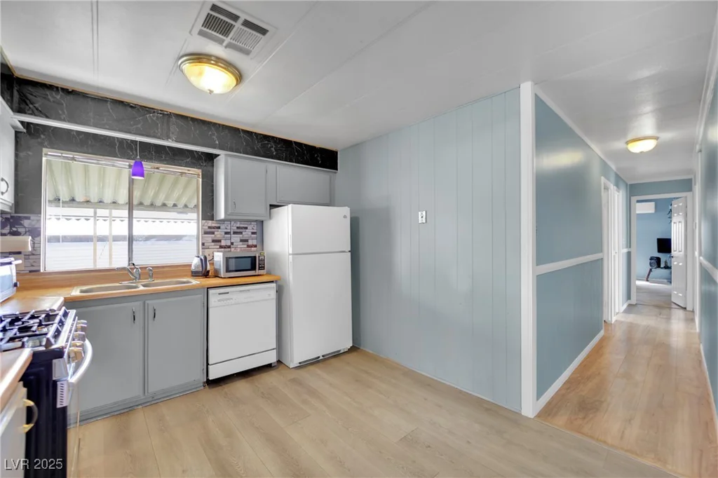 3857 Butternut, Las Vegas, NV 89115