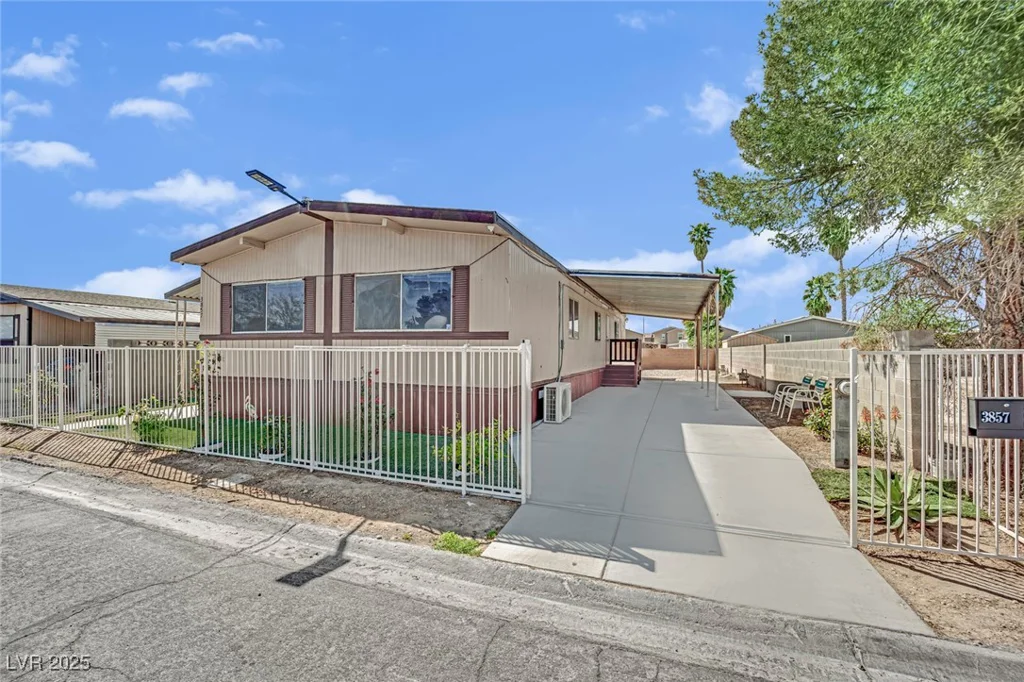 3857 Butternut, Las Vegas, NV 89115
