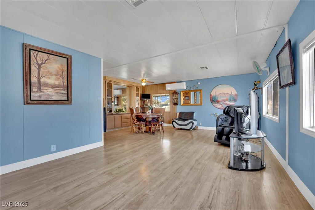 3857 Butternut, Las Vegas, NV 89115