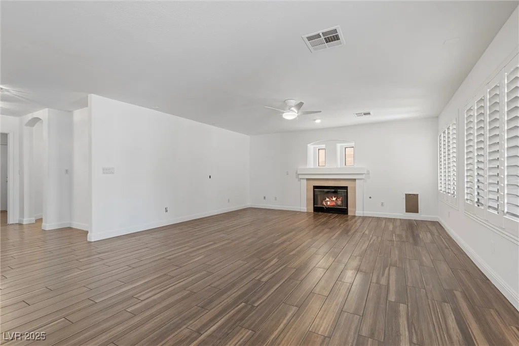 283 Grand Olympia, Henderson, NV 89012