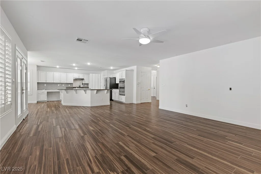 283 Grand Olympia, Henderson, NV 89012