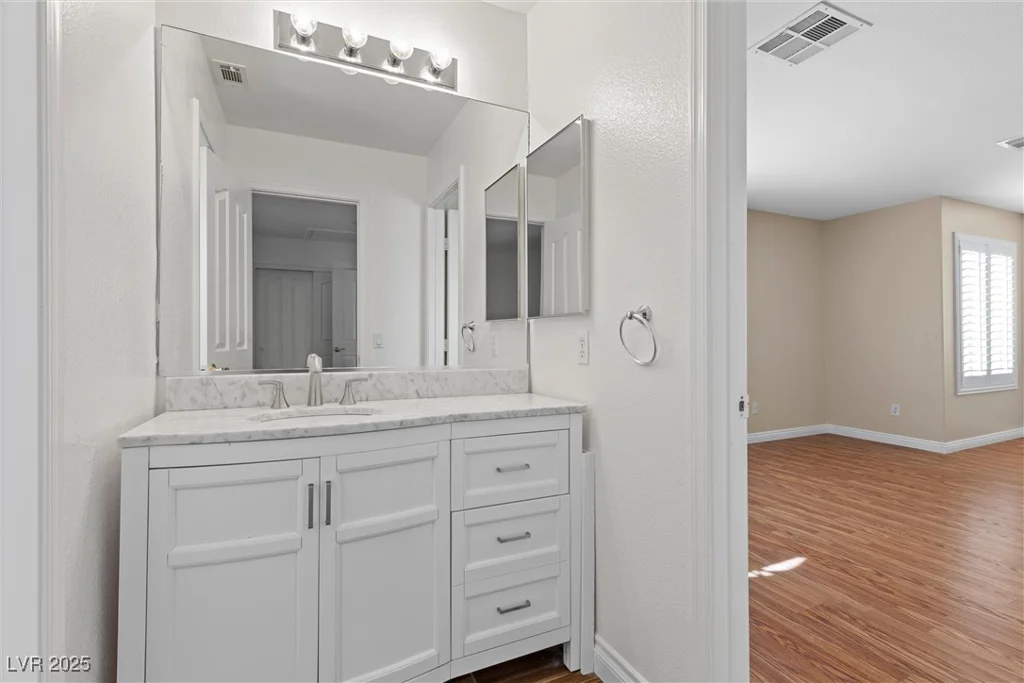 283 Grand Olympia, Henderson, NV 89012