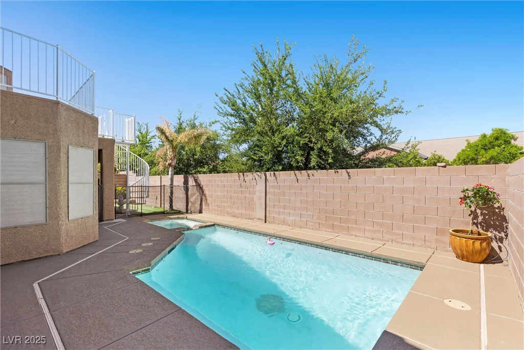 283 Grand Olympia, Henderson, NV 89012