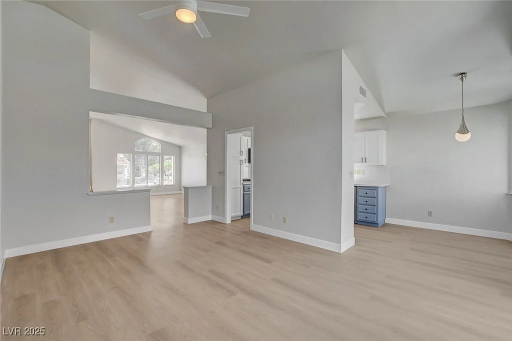 9712 Sierra Mesa, Las Vegas, NV 89117