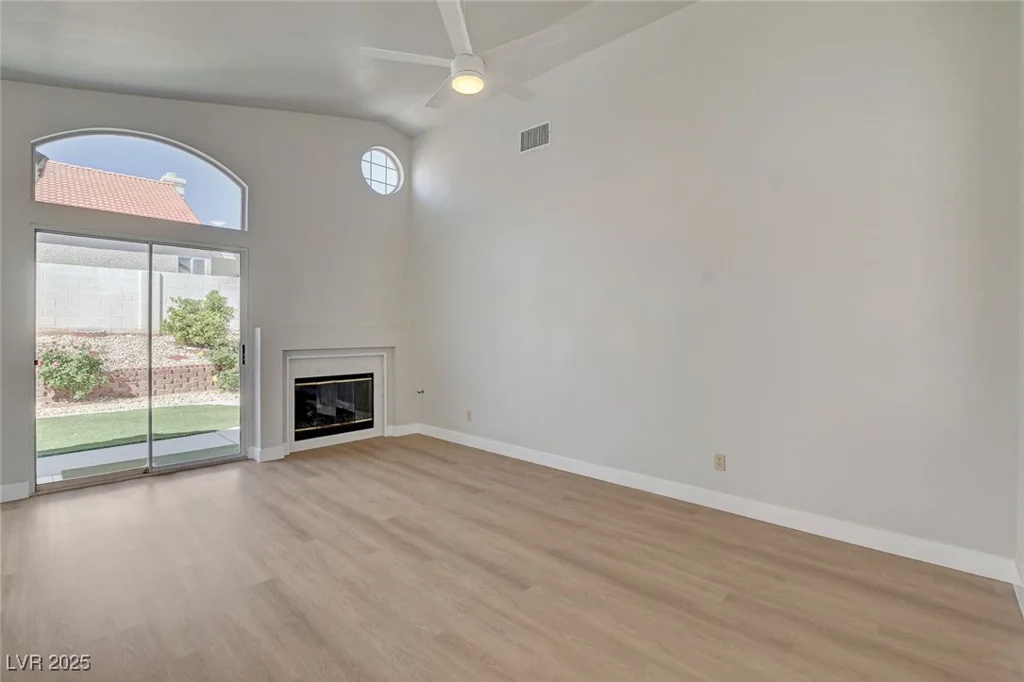 9712 Sierra Mesa, Las Vegas, NV 89117