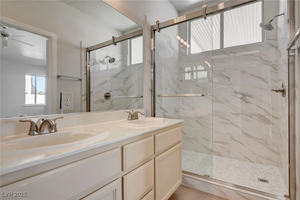 9712 Sierra Mesa, Las Vegas, NV 89117