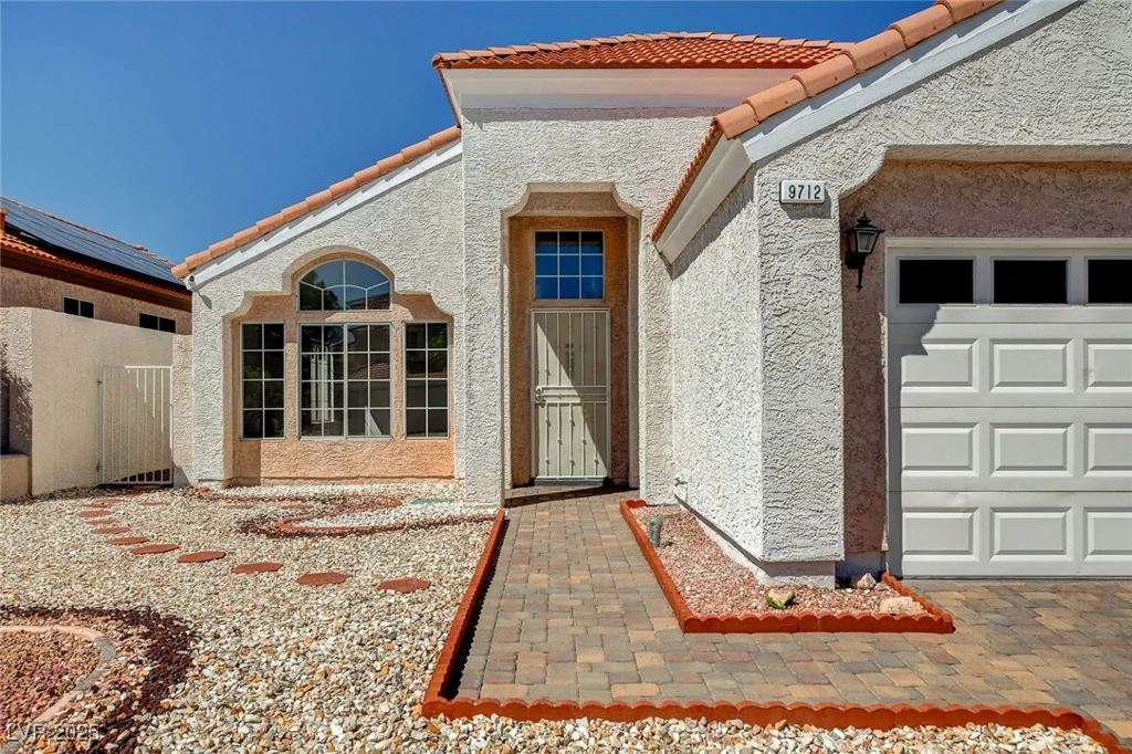 9712 Sierra Mesa, Las Vegas, NV 89117