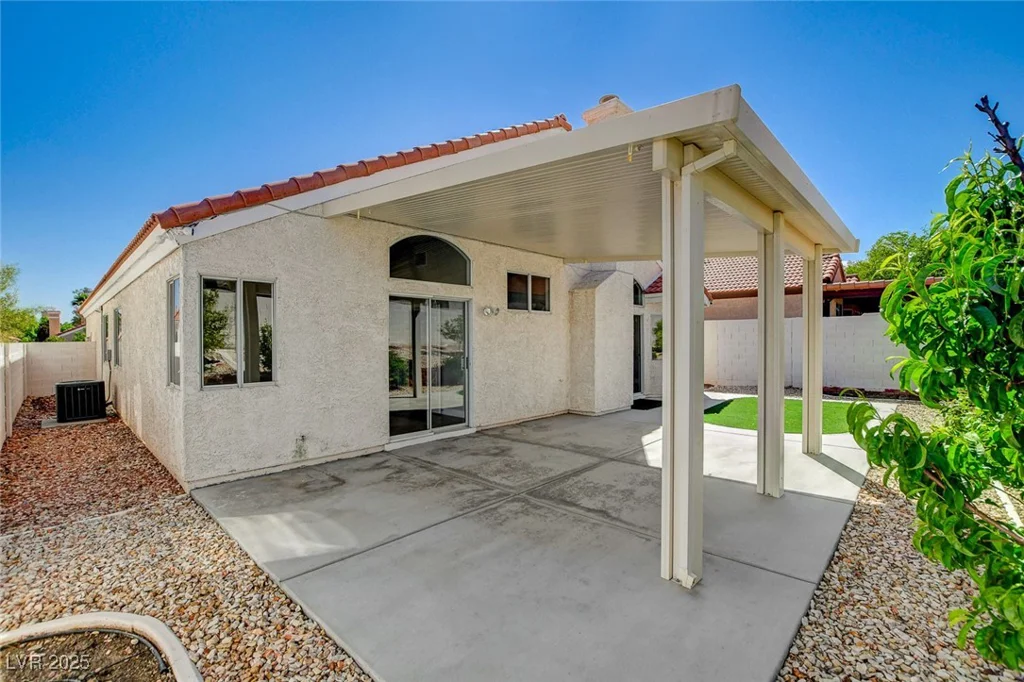 9712 Sierra Mesa, Las Vegas, NV 89117