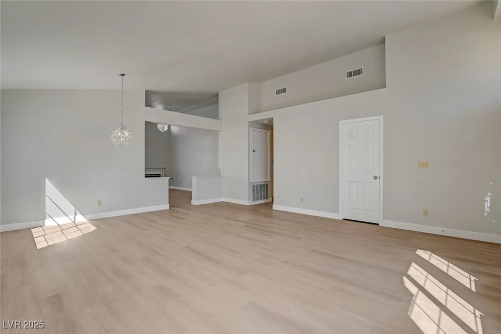 9712 Sierra Mesa, Las Vegas, NV 89117