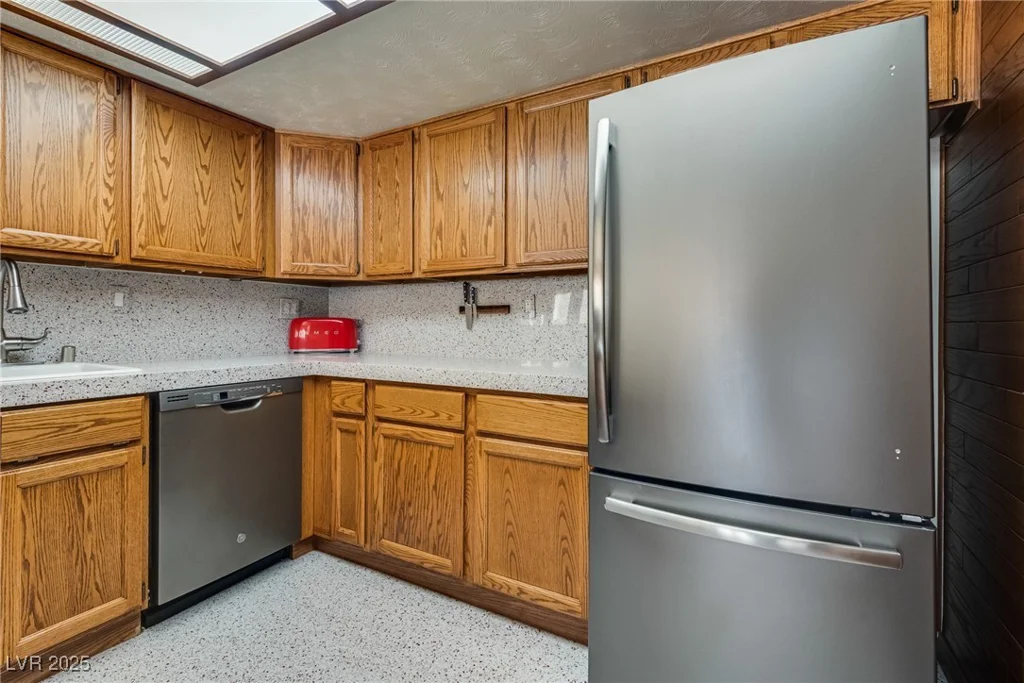 6501 Brushwood, Las Vegas, NV 89107