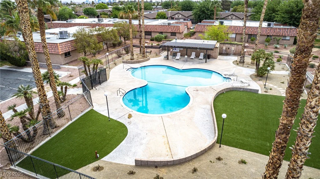 6501 Brushwood, Las Vegas, NV 89107