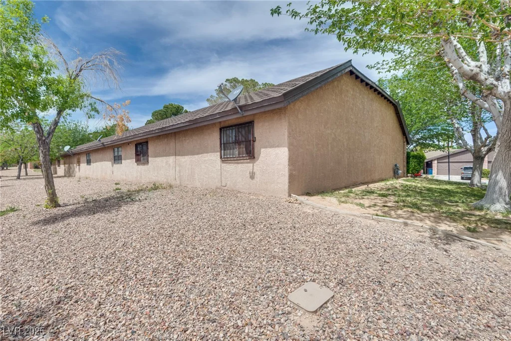 6501 Brushwood, Las Vegas, NV 89107