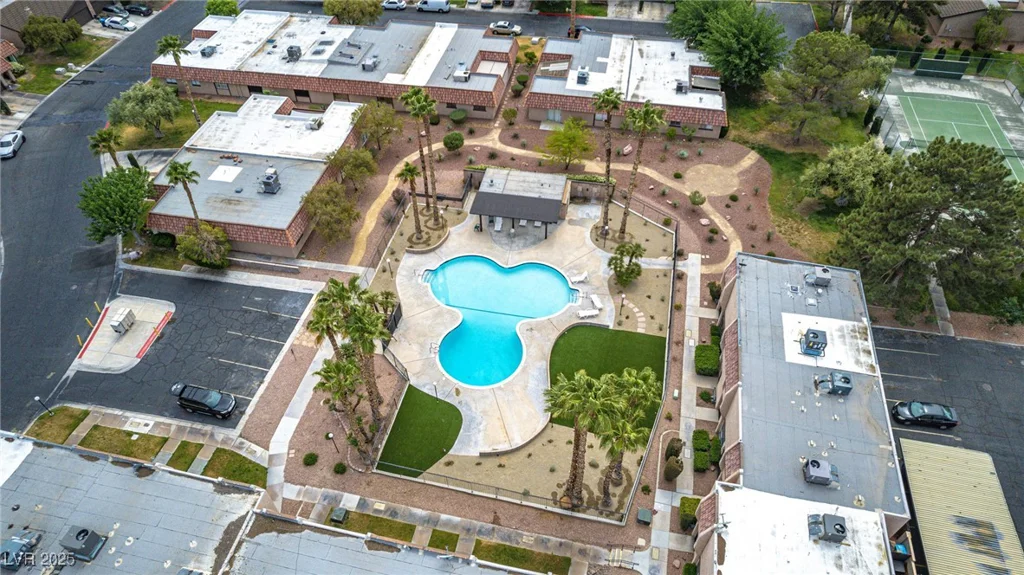 6501 Brushwood, Las Vegas, NV 89107
