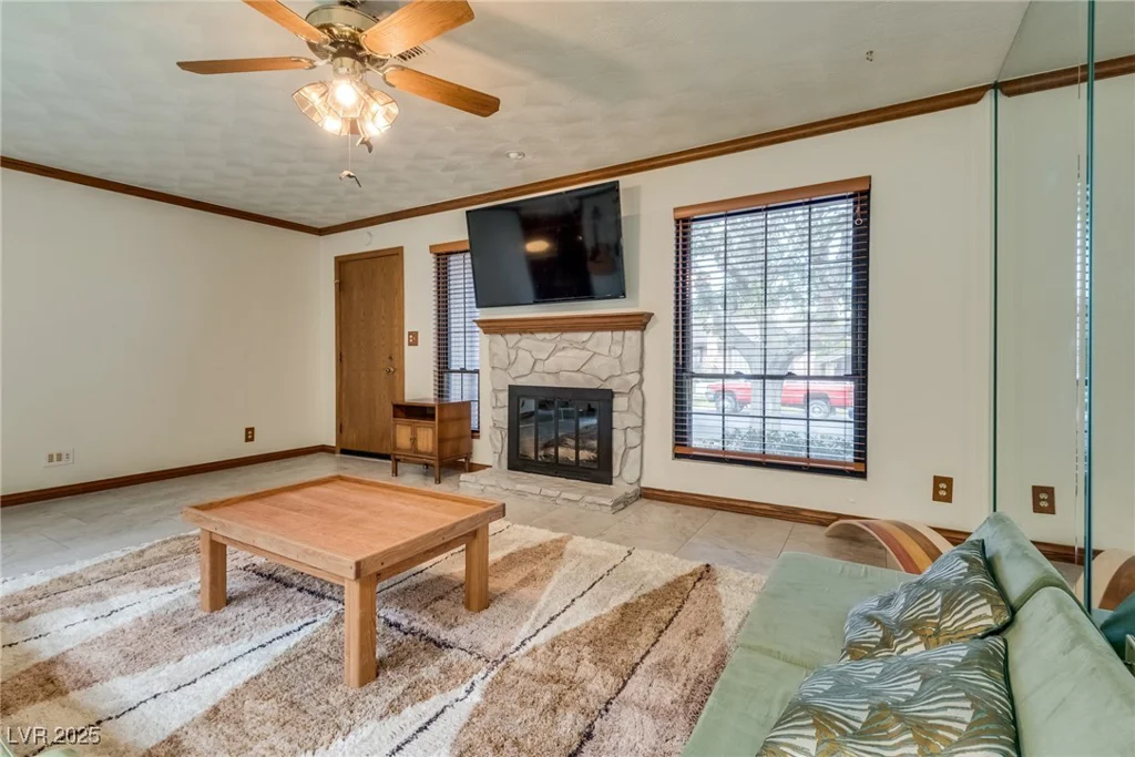 6501 Brushwood, Las Vegas, NV 89107