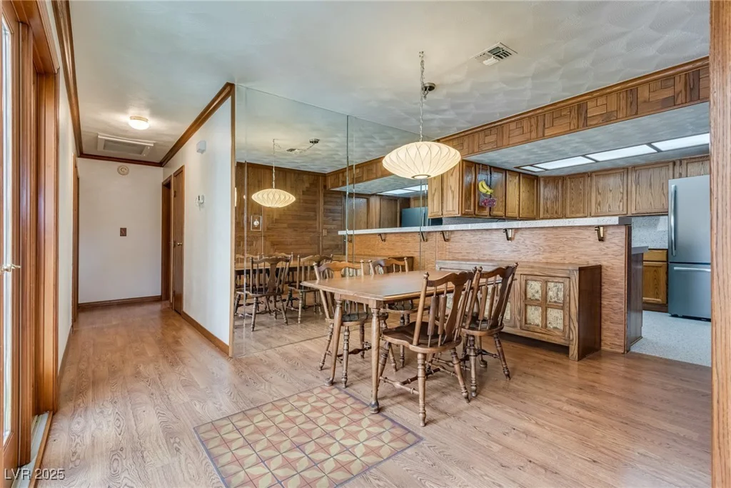 6501 Brushwood, Las Vegas, NV 89107