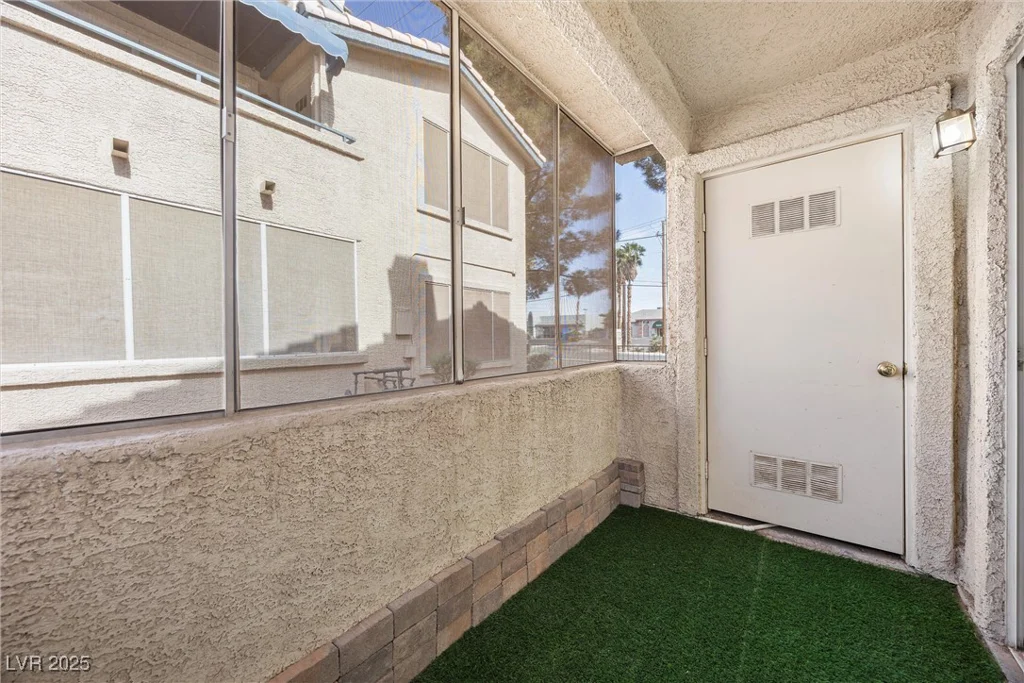 3425 Russell, Las Vegas, NV 89120