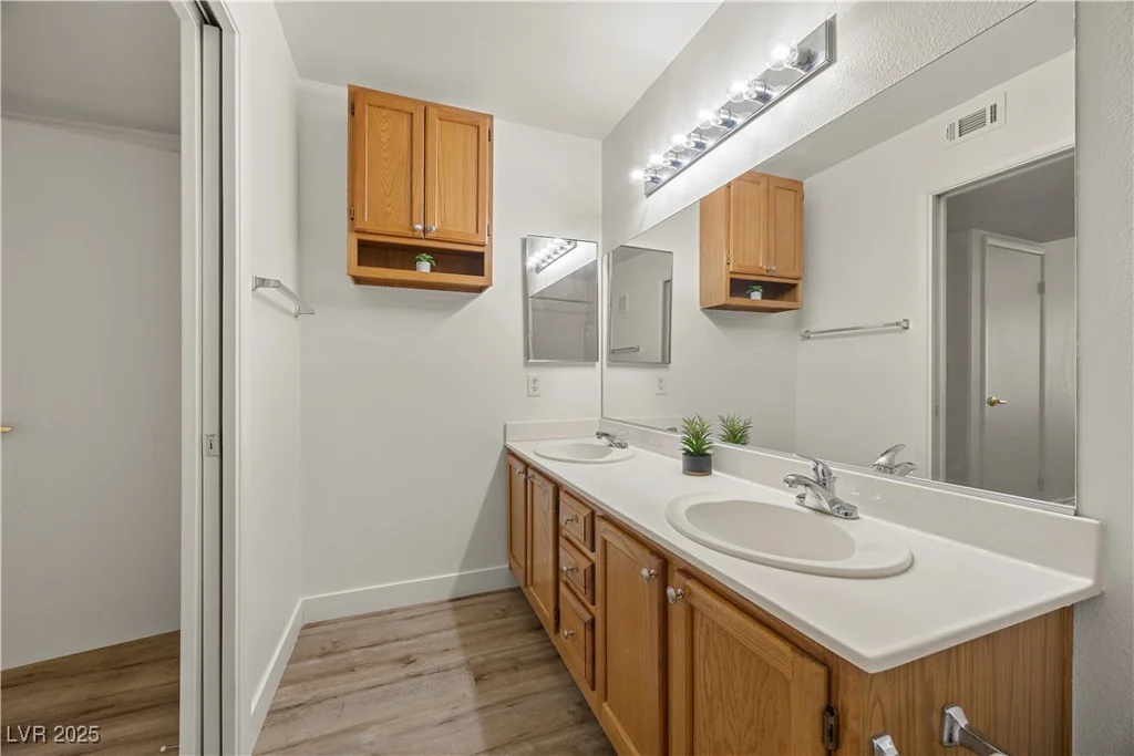 3425 Russell, Las Vegas, NV 89120