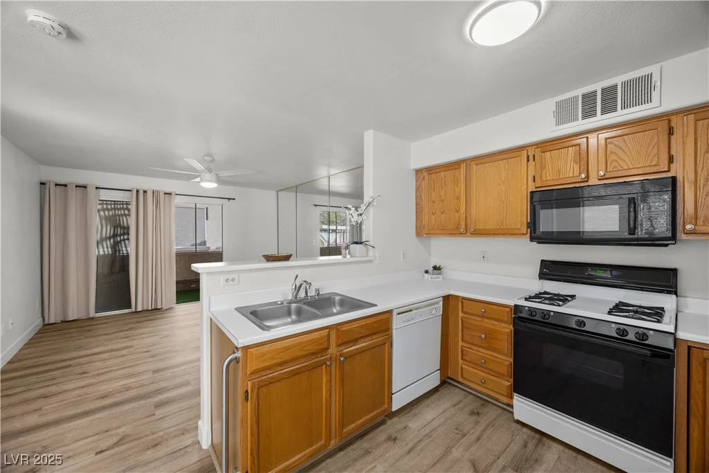 3425 Russell, Las Vegas, NV 89120