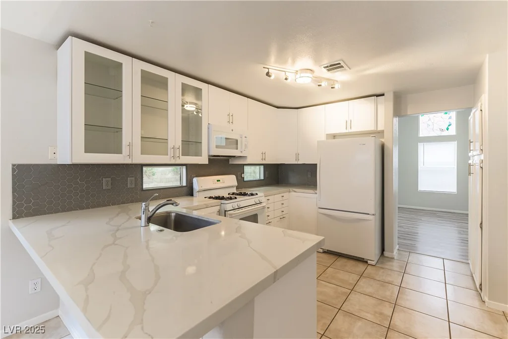9044 Flutell, Henderson, NV 89074