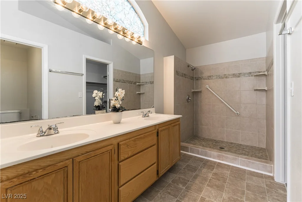 9044 Flutell, Henderson, NV 89074