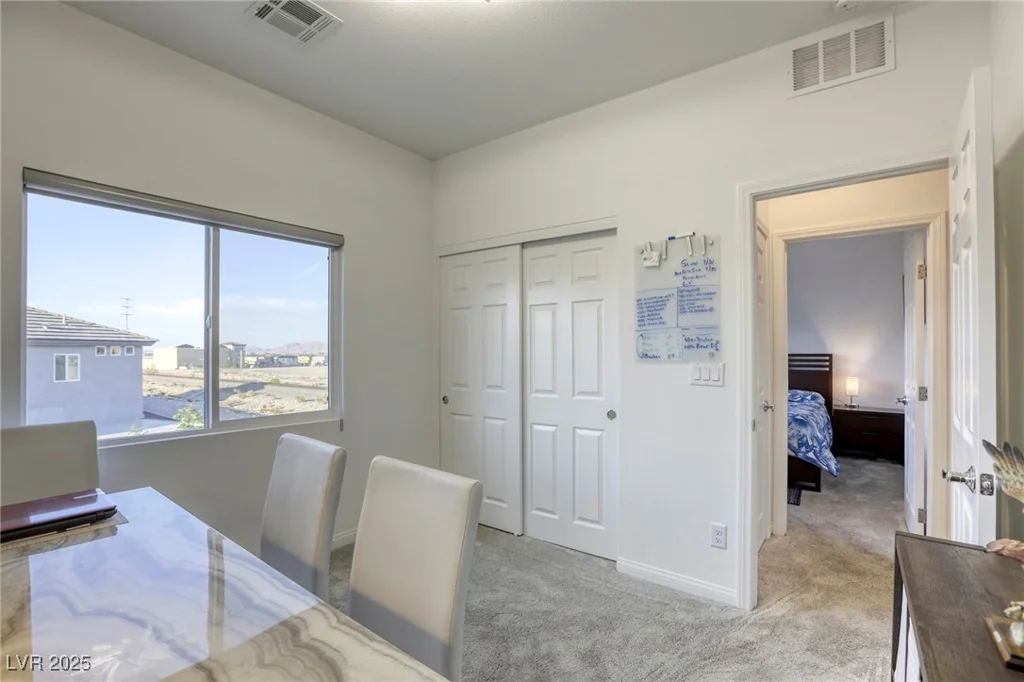 5368 Knitmore, Las Vegas, NV 89139