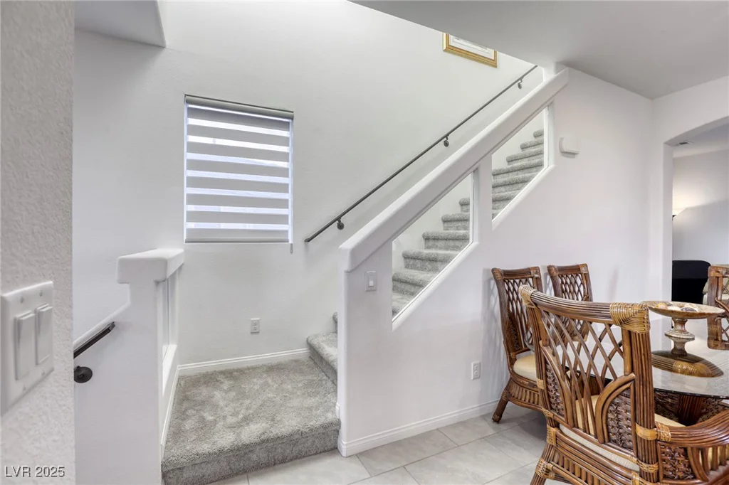 5368 Knitmore, Las Vegas, NV 89139