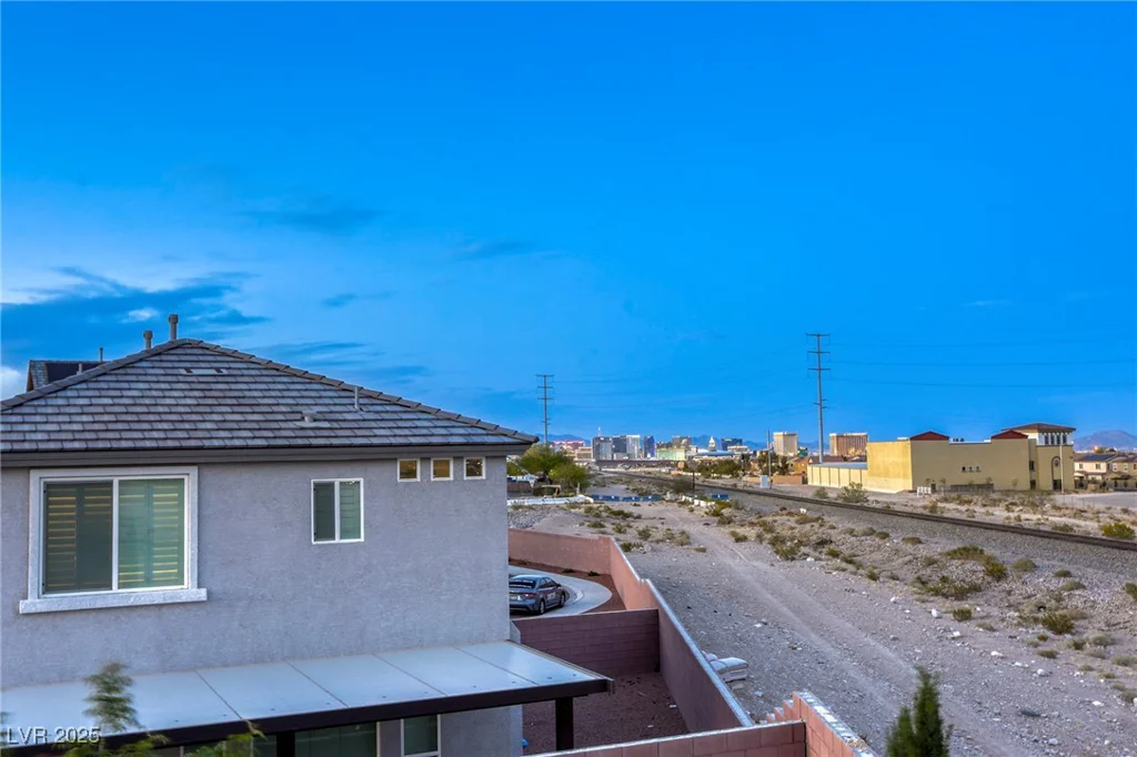 5368 Knitmore, Las Vegas, NV 89139