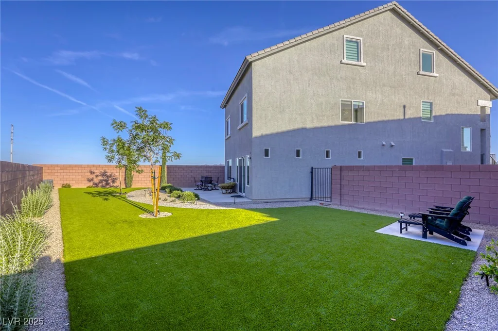 5368 Knitmore, Las Vegas, NV 89139