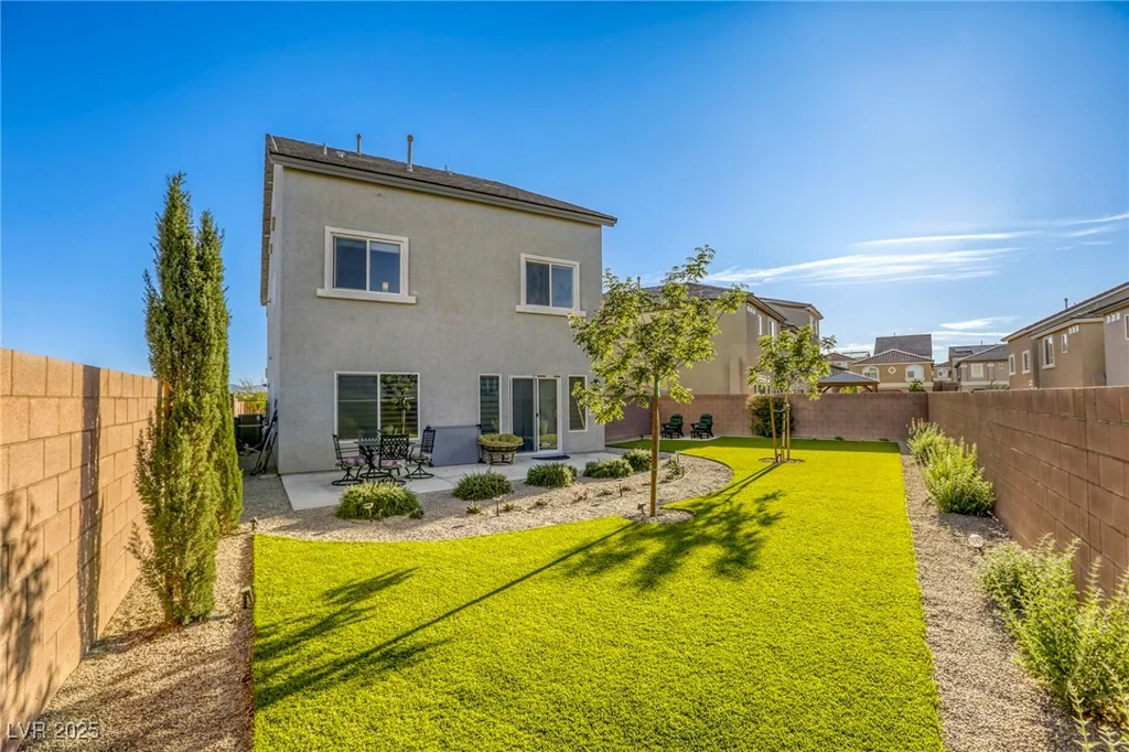 5368 Knitmore, Las Vegas, NV 89139