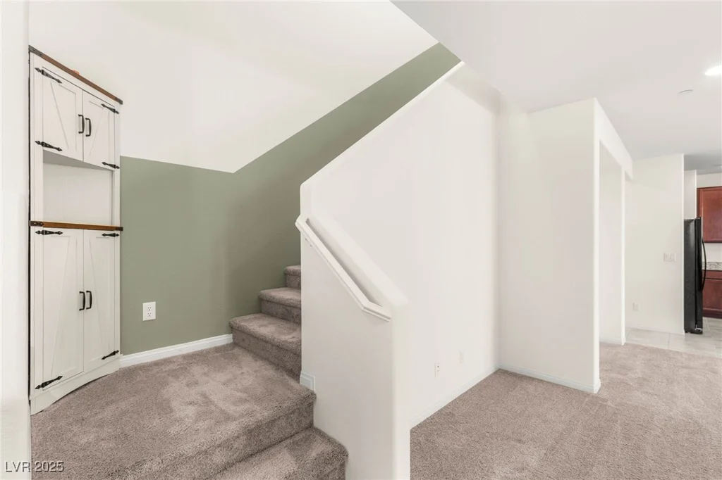 2467 Bellinzona, Henderson, NV 89044