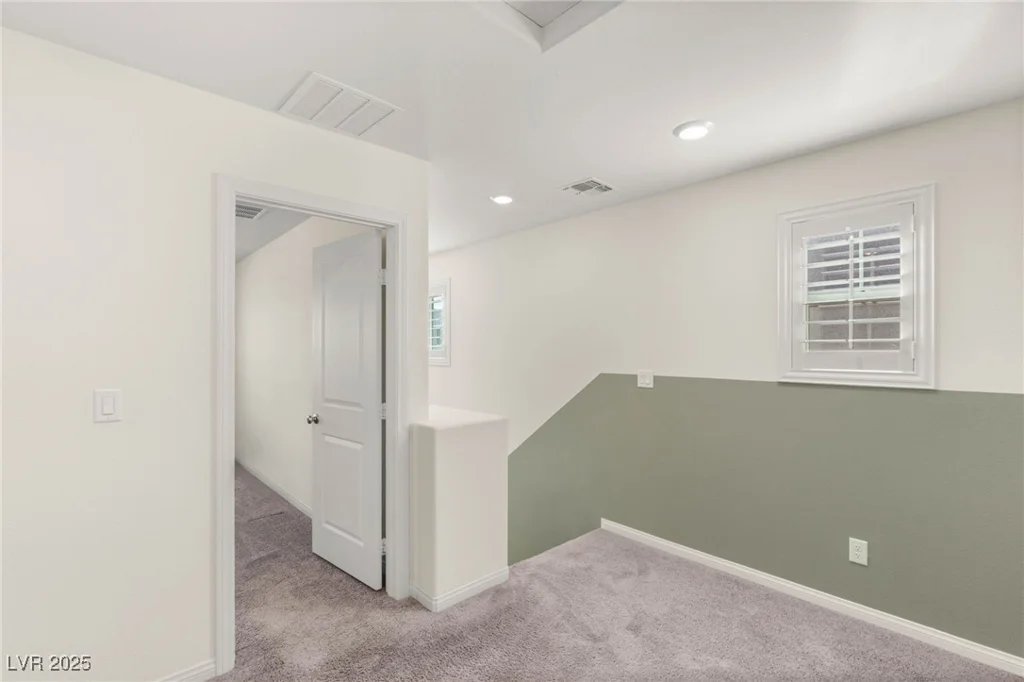 2467 Bellinzona, Henderson, NV 89044