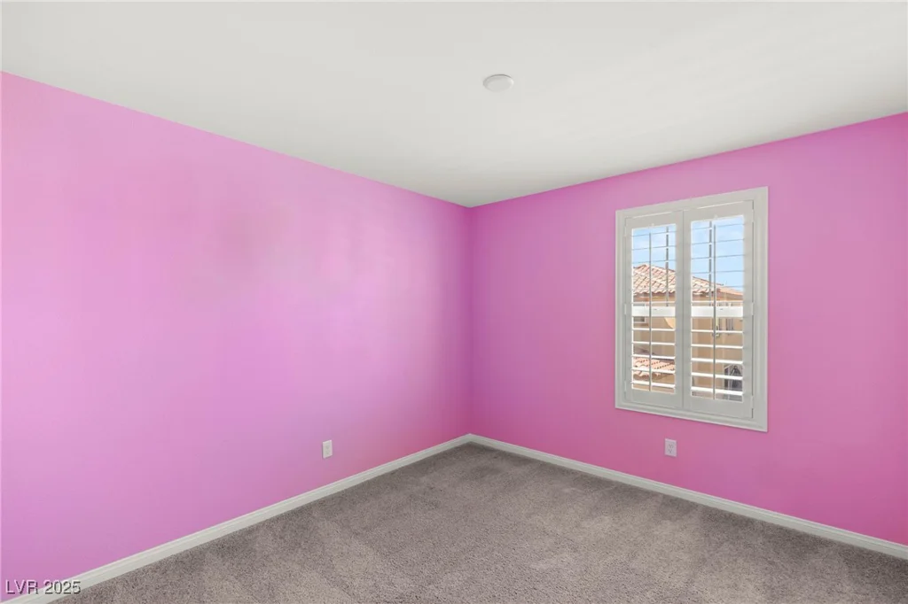 2467 Bellinzona, Henderson, NV 89044