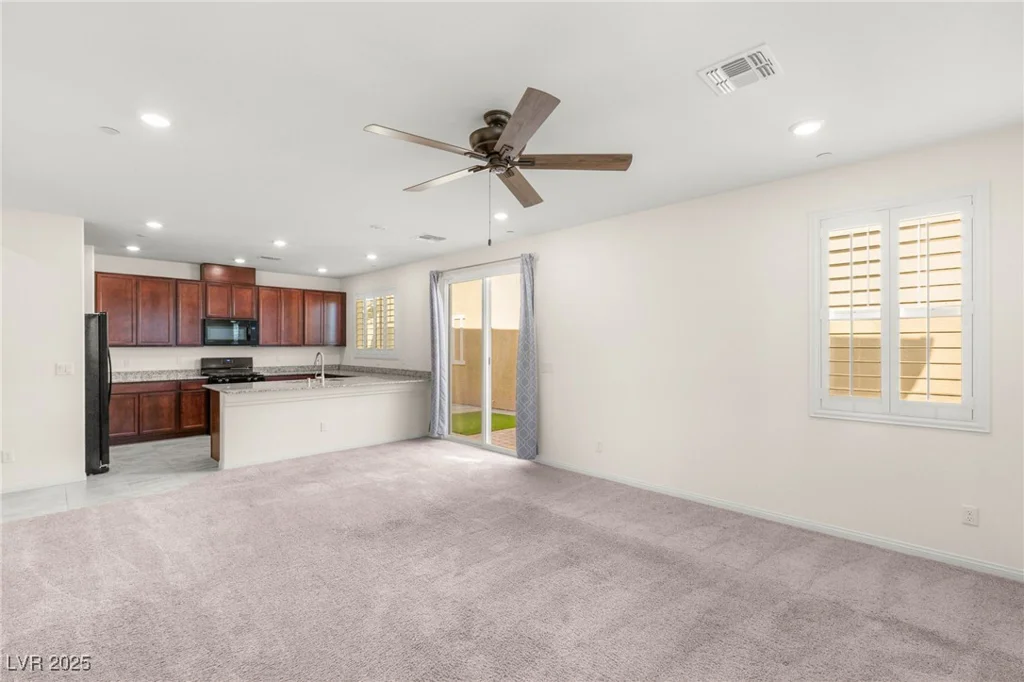 2467 Bellinzona, Henderson, NV 89044