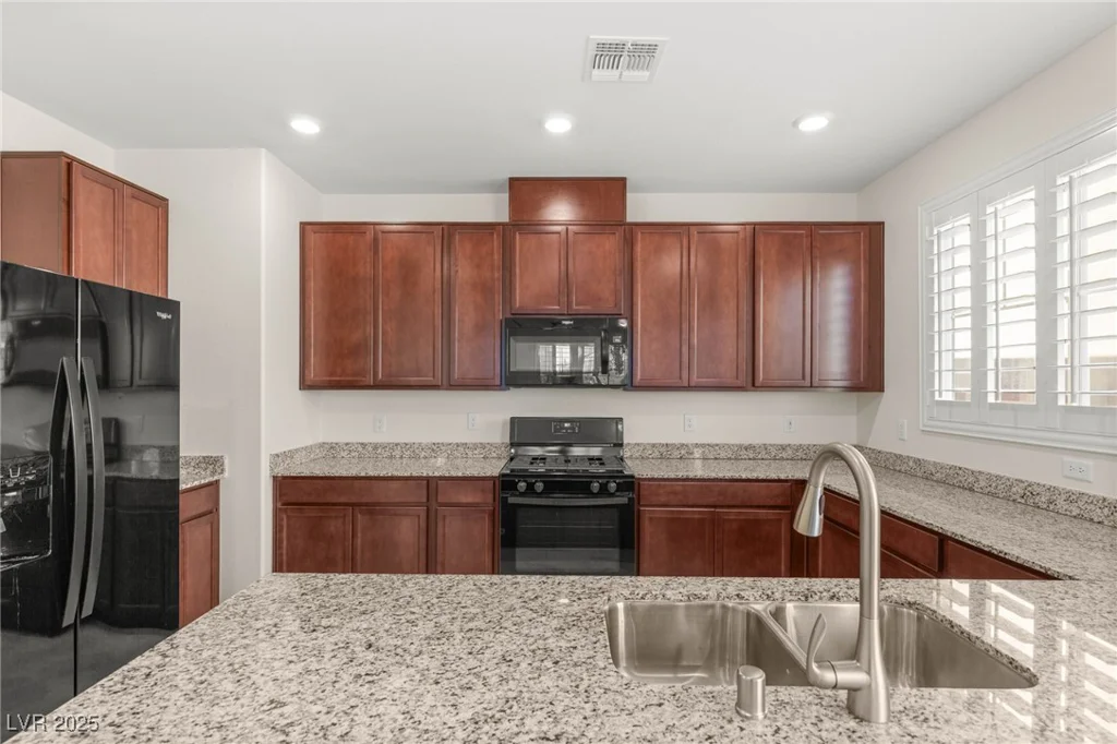 2467 Bellinzona, Henderson, NV 89044