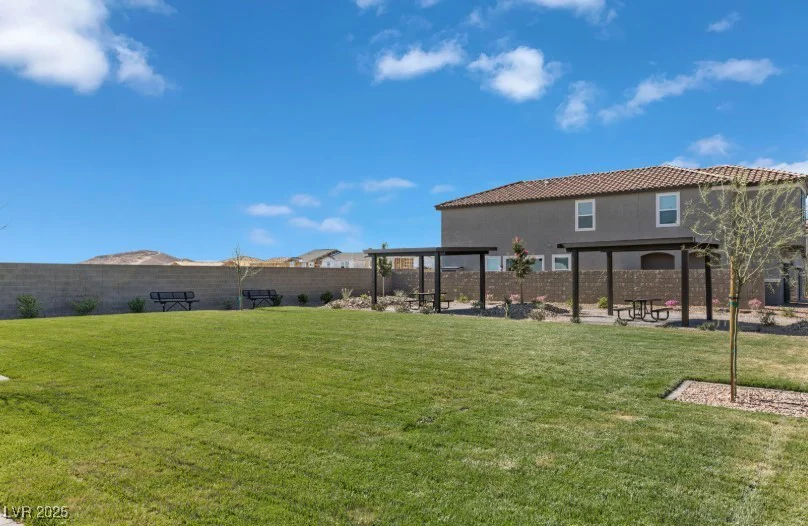 9142 Eagle Ford, Las Vegas, NV 89113