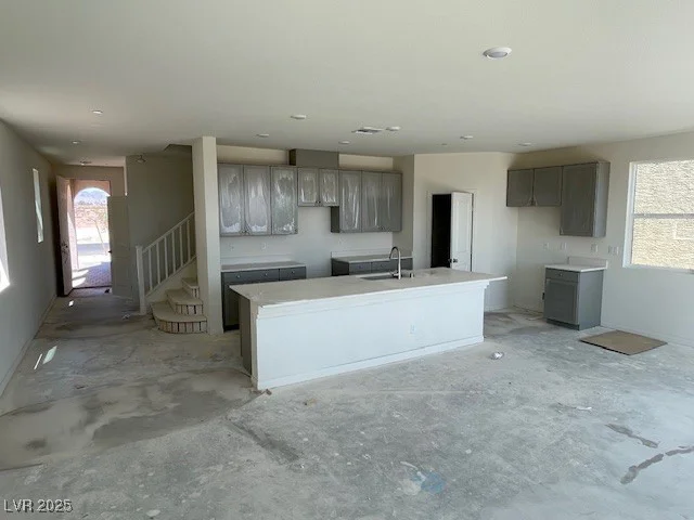 9556 Hinson, Las Vegas, NV 89139