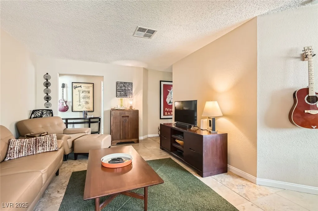 3151 Soaring Gulls, Las Vegas, NV 89128