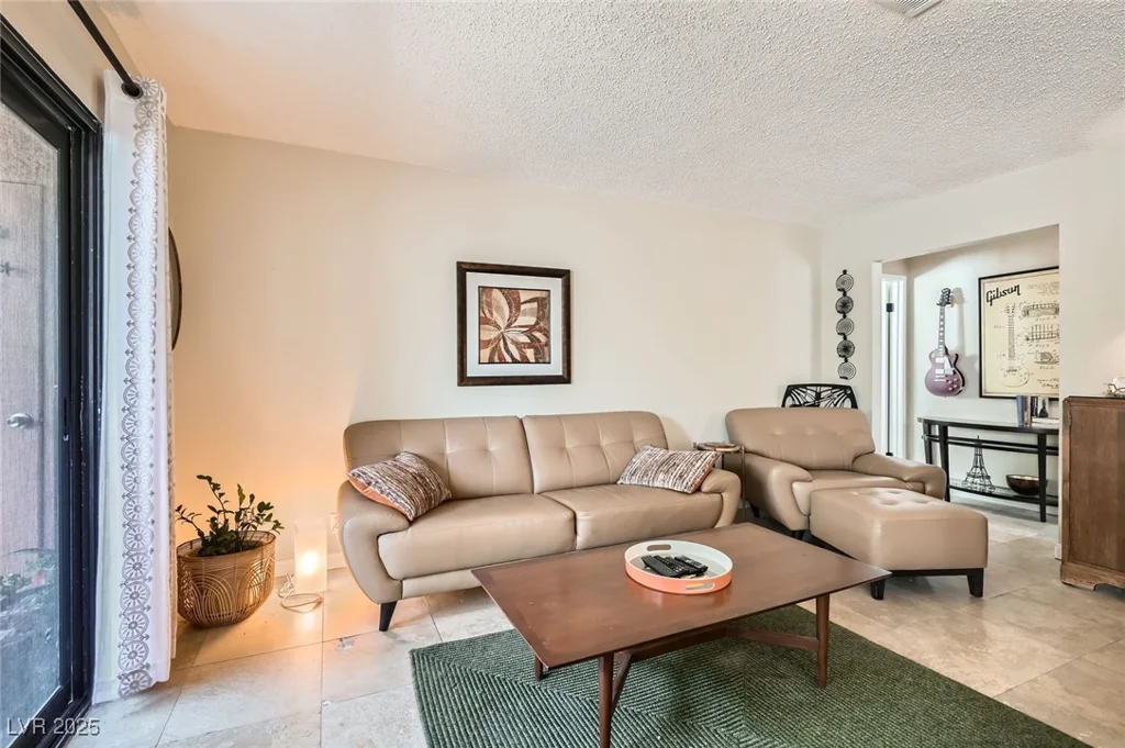 3151 Soaring Gulls, Las Vegas, NV 89128