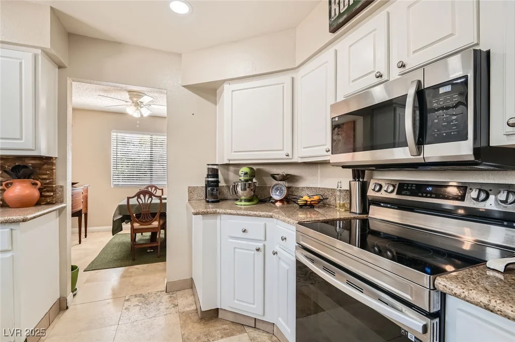 3151 Soaring Gulls, Las Vegas, NV 89128
