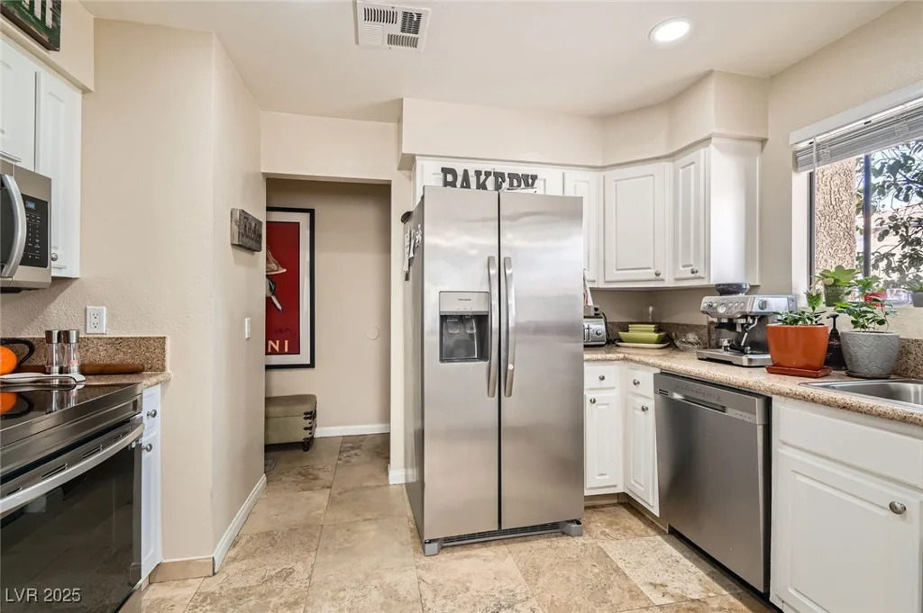 3151 Soaring Gulls, Las Vegas, NV 89128
